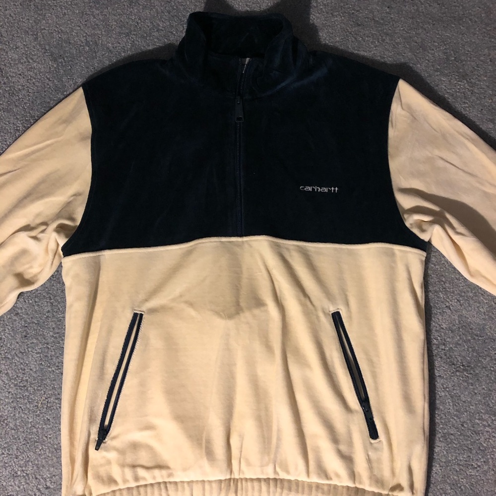 Carhartt WIP valor type fleece thing